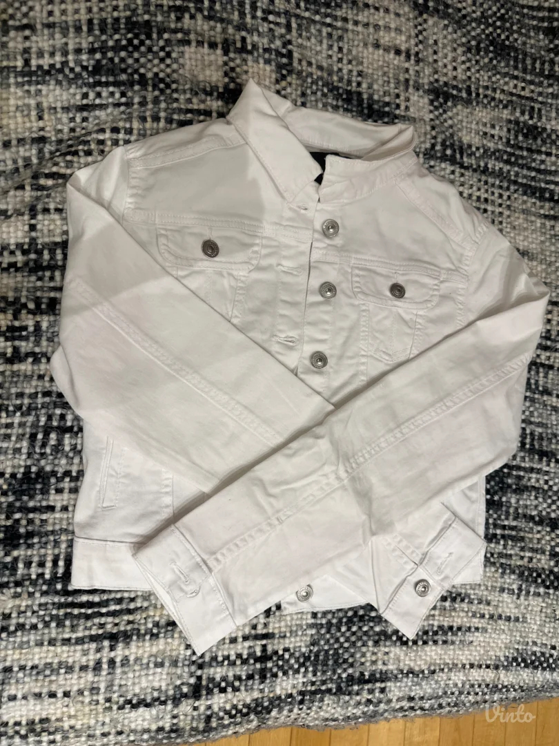 Bela ženska teksas jakna