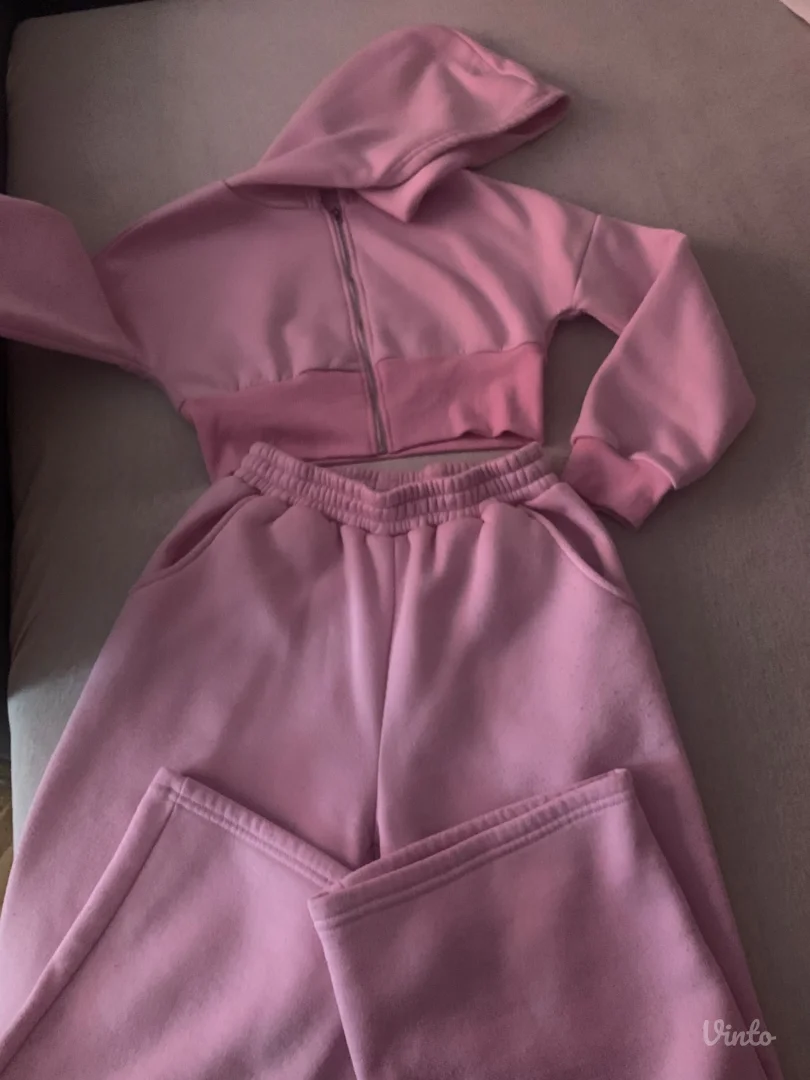 Roze komplet trenerka