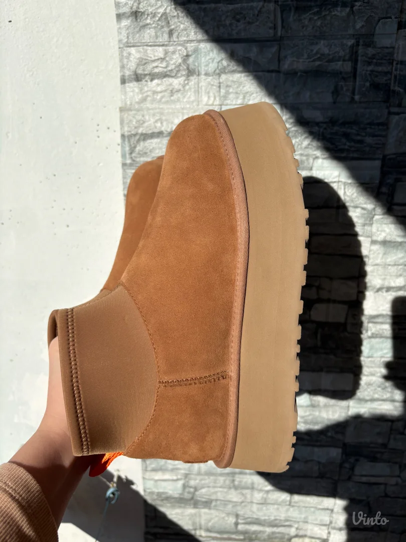 Ugg mini dipper 42