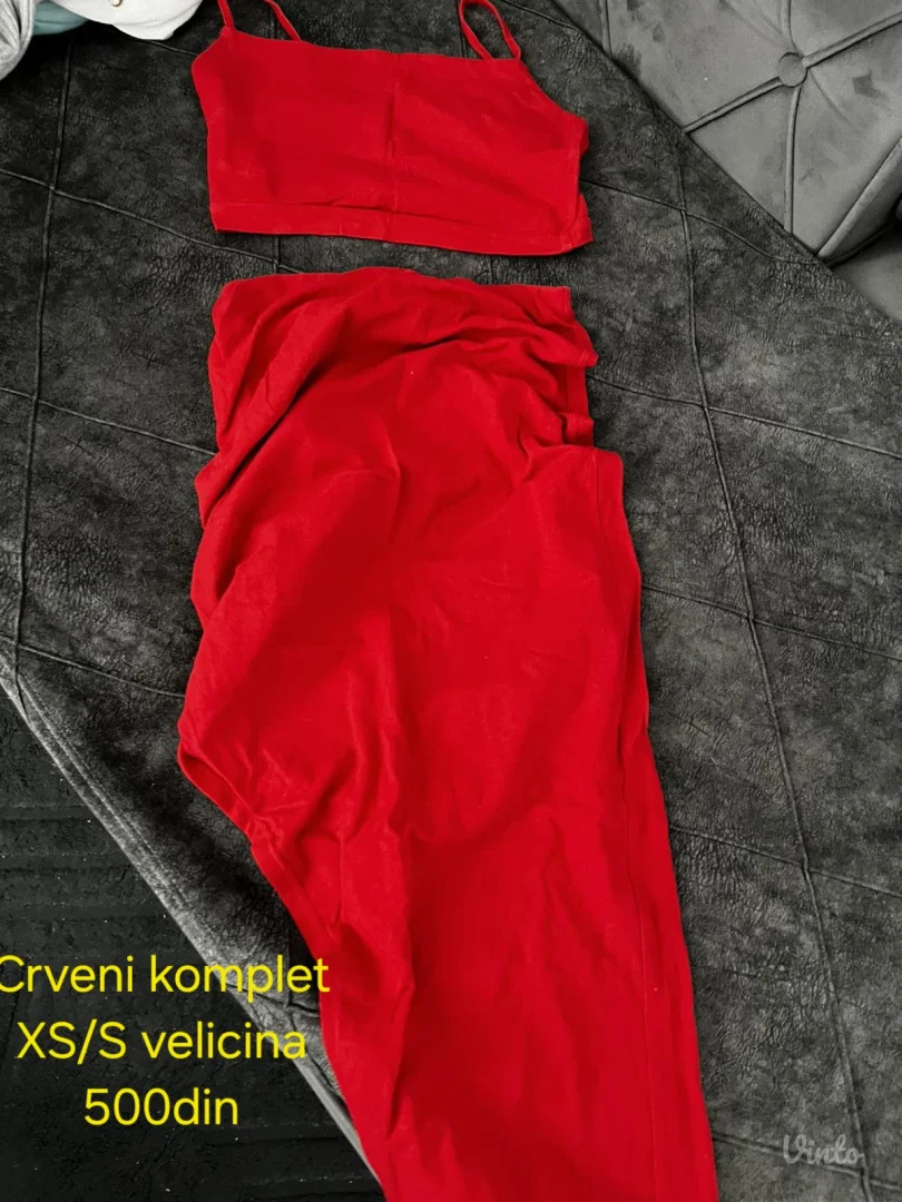 Crveni komplet