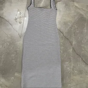Zara Haljina M