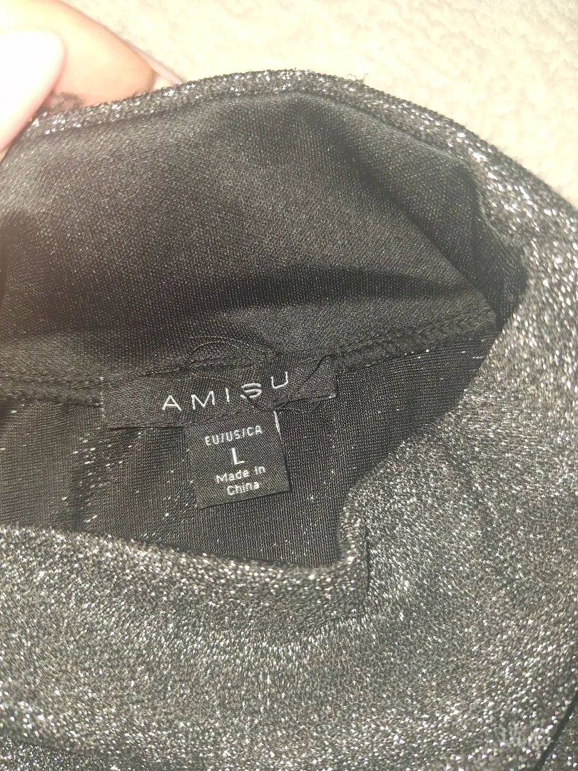 Majica sa sljokicama