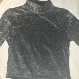 Majica sa sljokicama