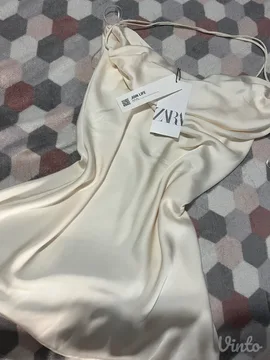 Zara mini haljina