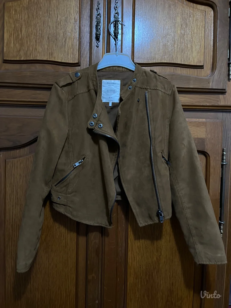 Jakna prevrnuta koža