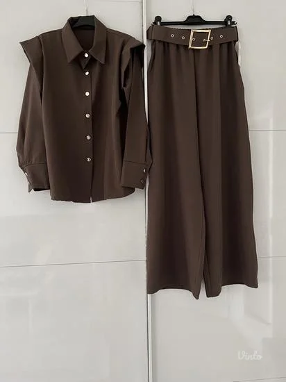 Komplet novo univerzalan