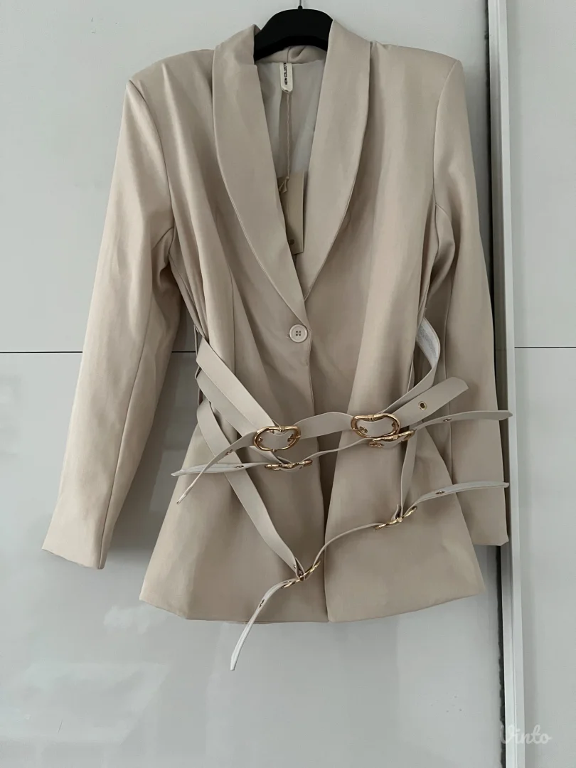 Sako novo univerzalan