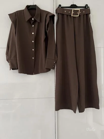 Komplet novo univerzalan