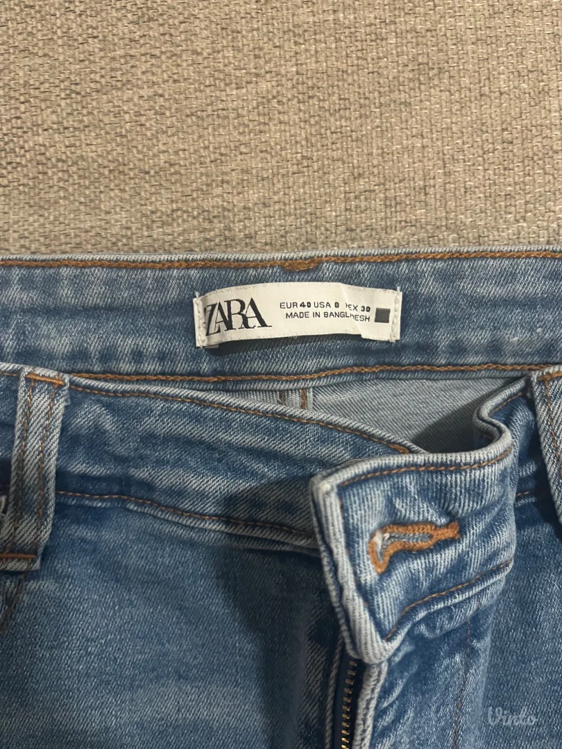 Zara farmerice slim model