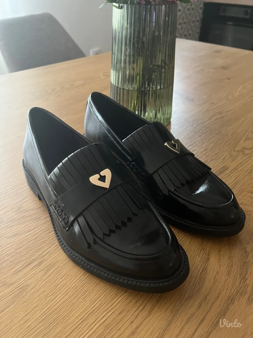 Crne mokasine Stradivarius