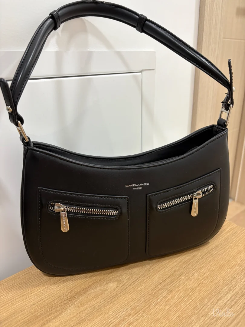 David Jones crna torba