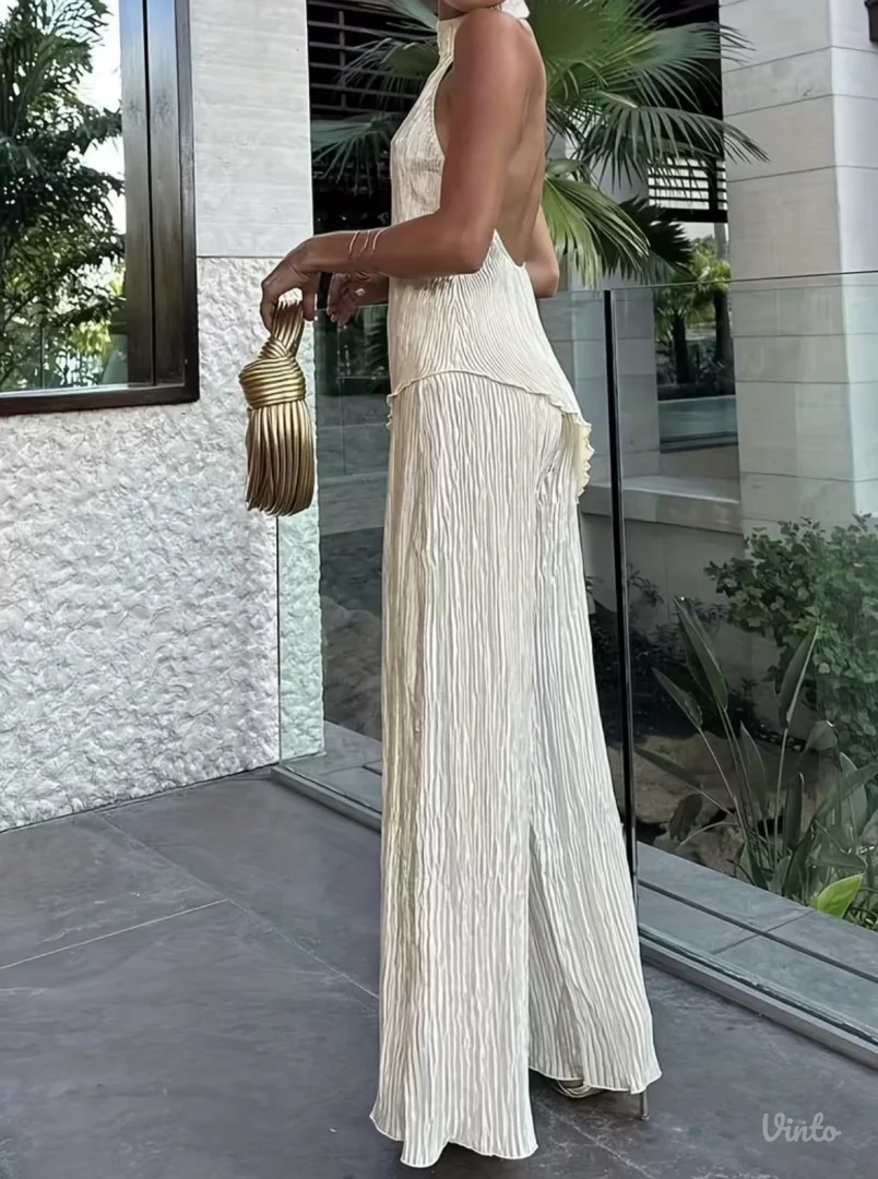 Zenski komplet sa etiketom