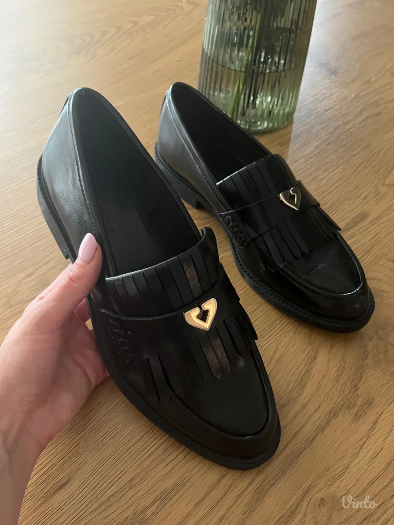 Crne mokasine Stradivarius