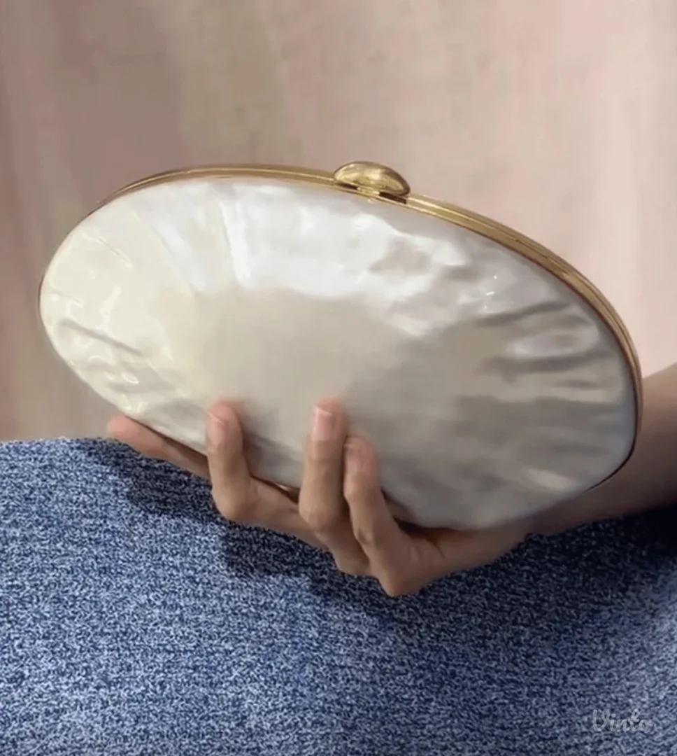 Večernja bela torbica