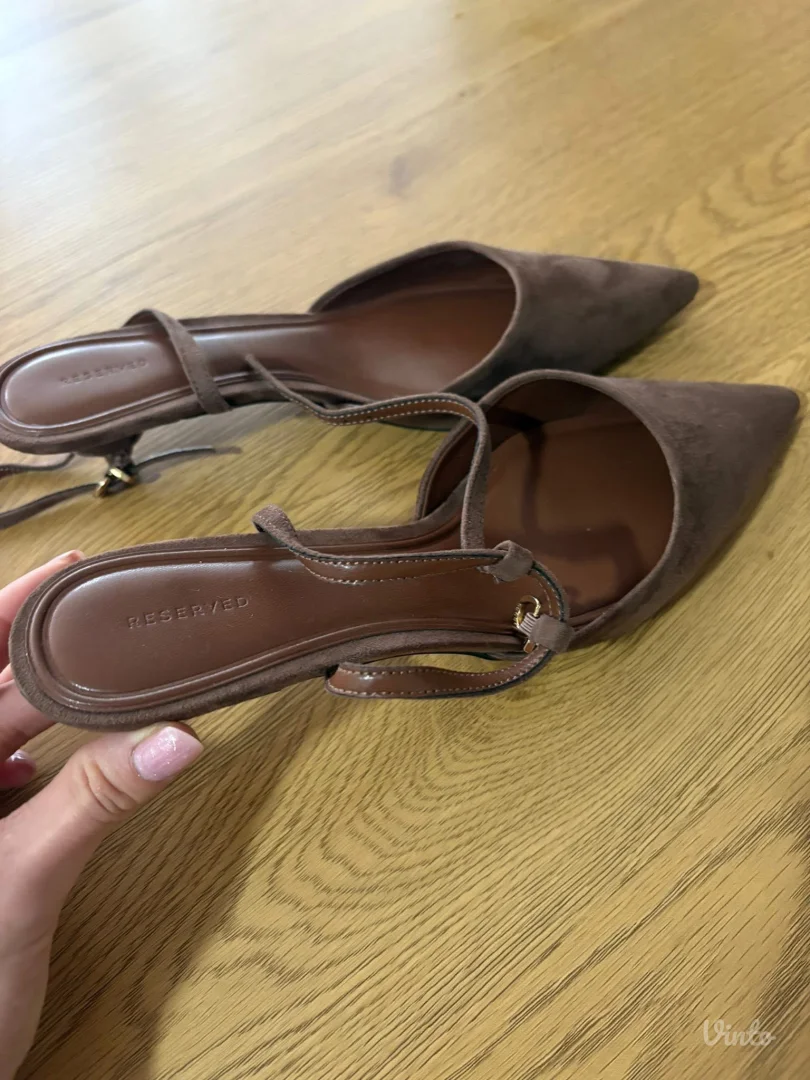 Skroz nove Reserved cipele