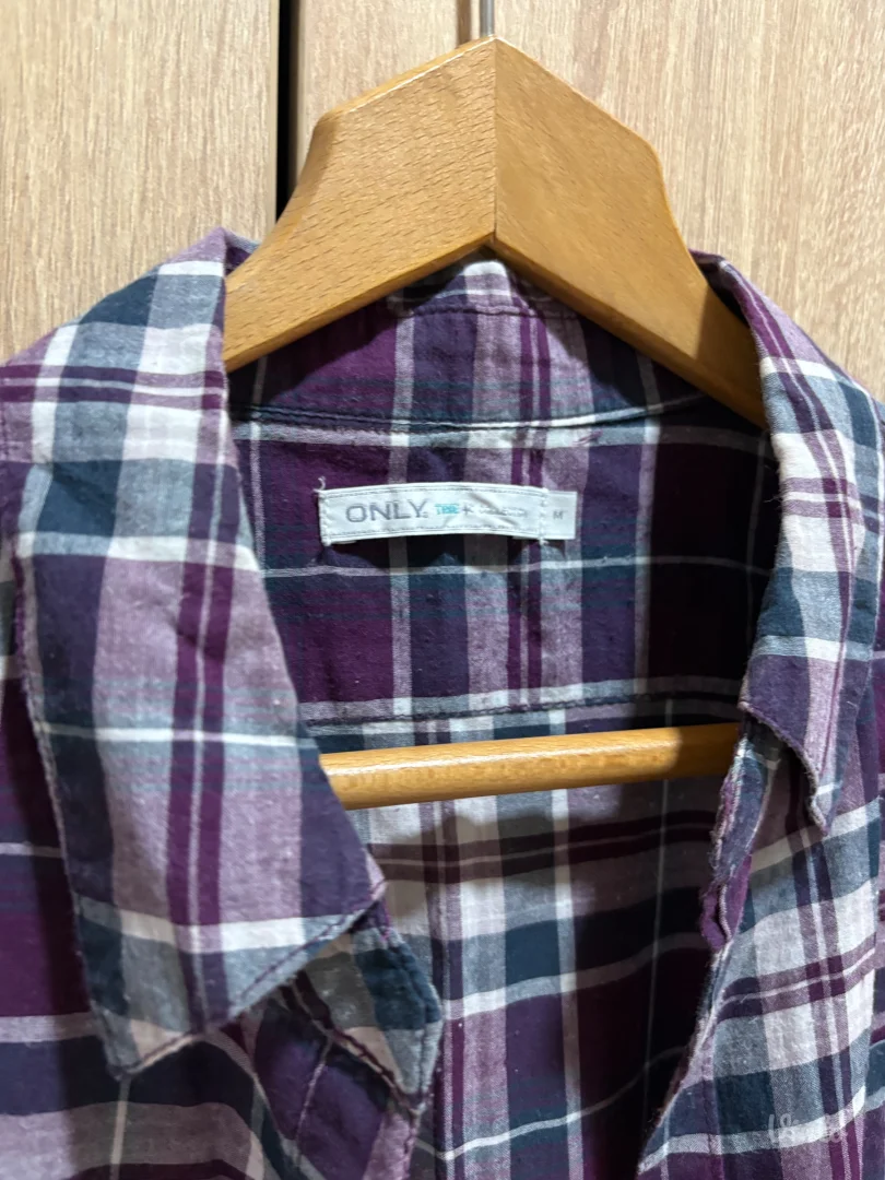 Only karirana košulja