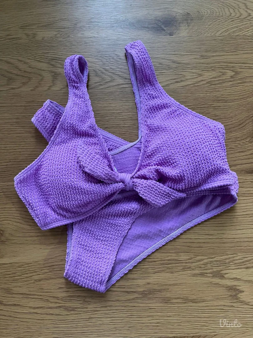 Skroz novi ljubičasti kupaći