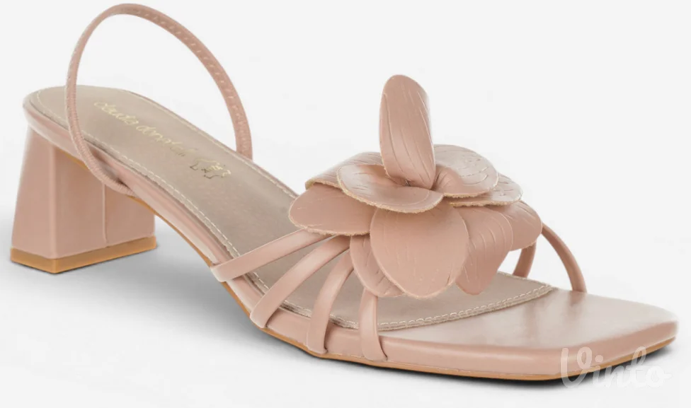 Roze sandale sa etiketom Claudia Donatelli