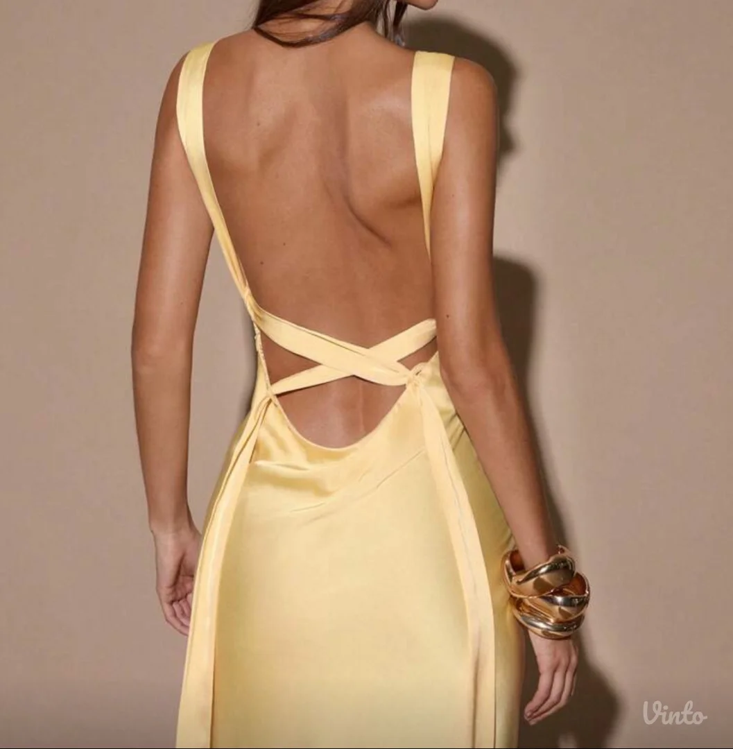 Žuta haljina sa etiketom