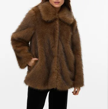 Vero Moda bunda sa etiketom