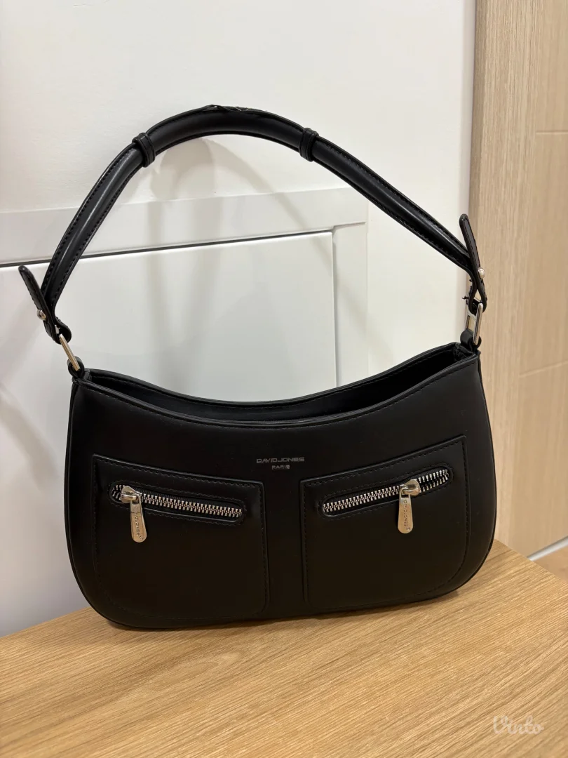 David Jones crna torba