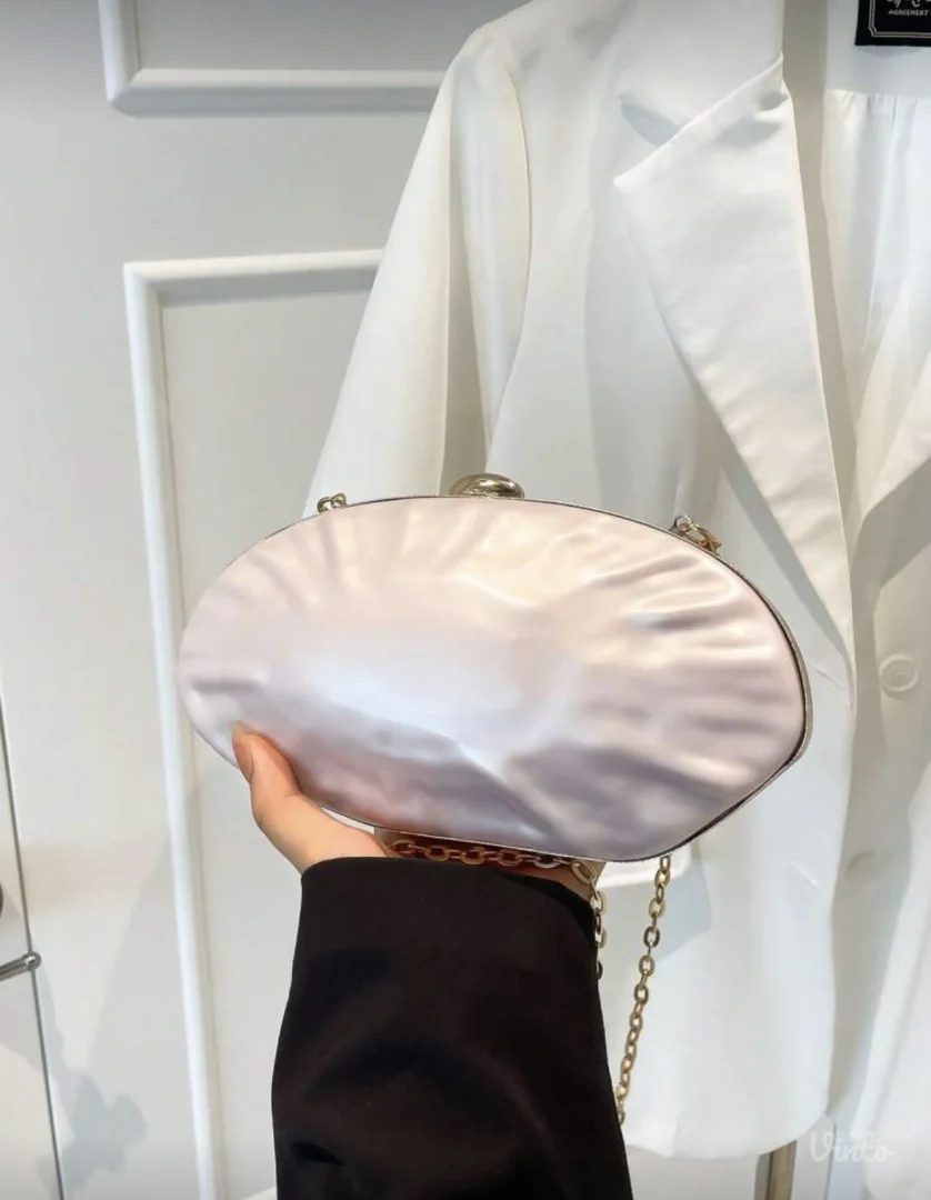 Večernja bela torbica