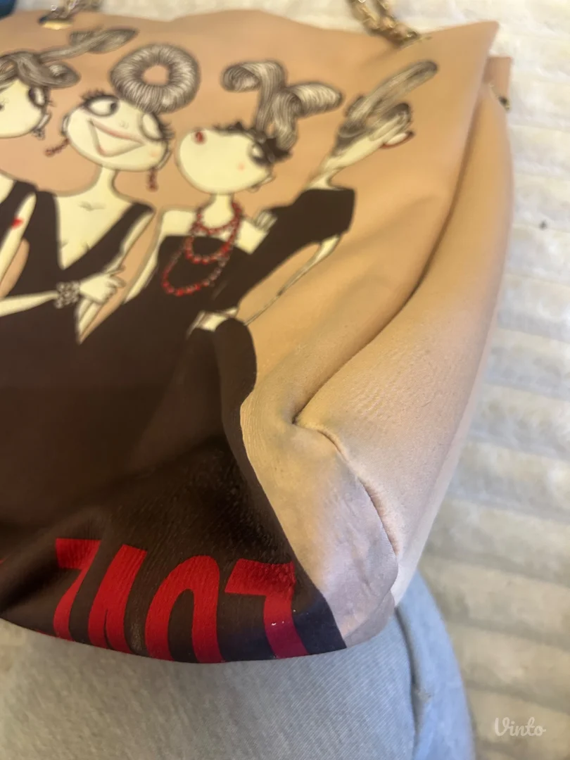 Love Moschino prelepa original torba