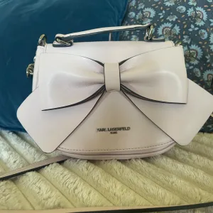 Karl Lagerfeld torbica