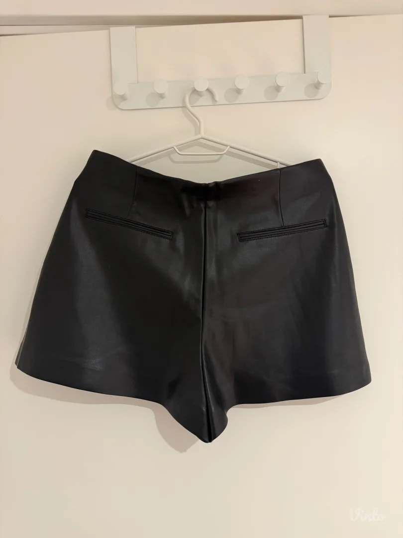 Zara kožni skort