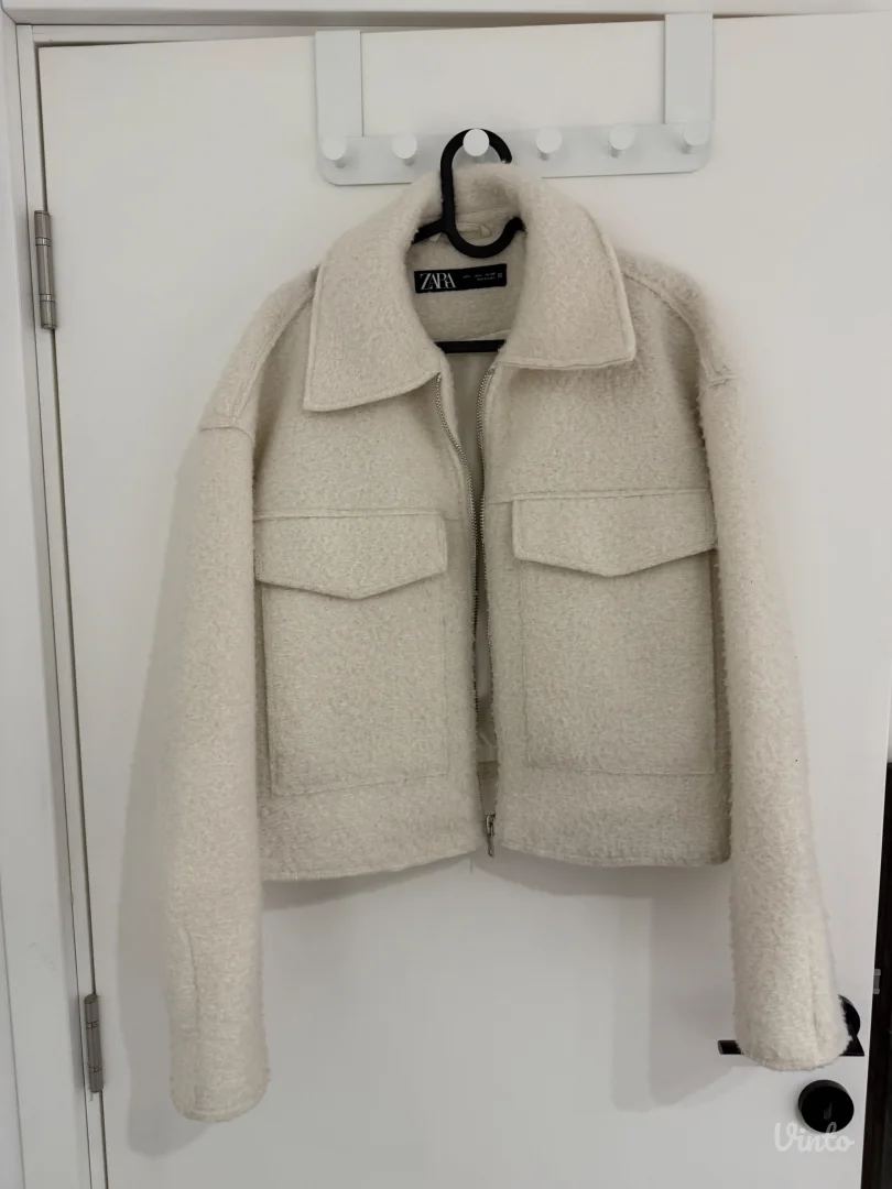 Zara - bela jakna