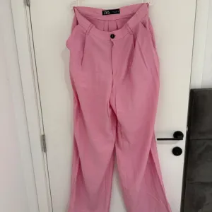 Zara pink pantalone