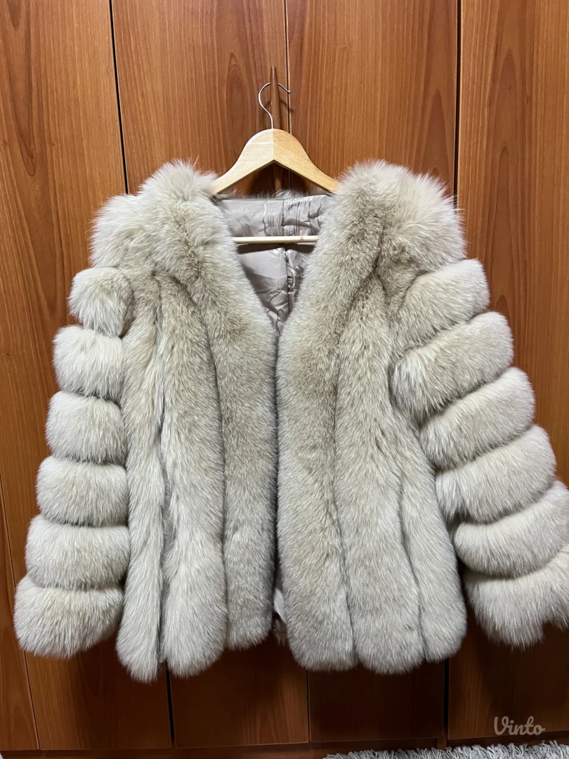 Bunda od pravog krzna polarne lisice