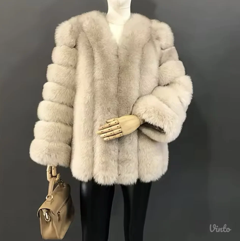 Bunda od pravog krzna polarne lisice