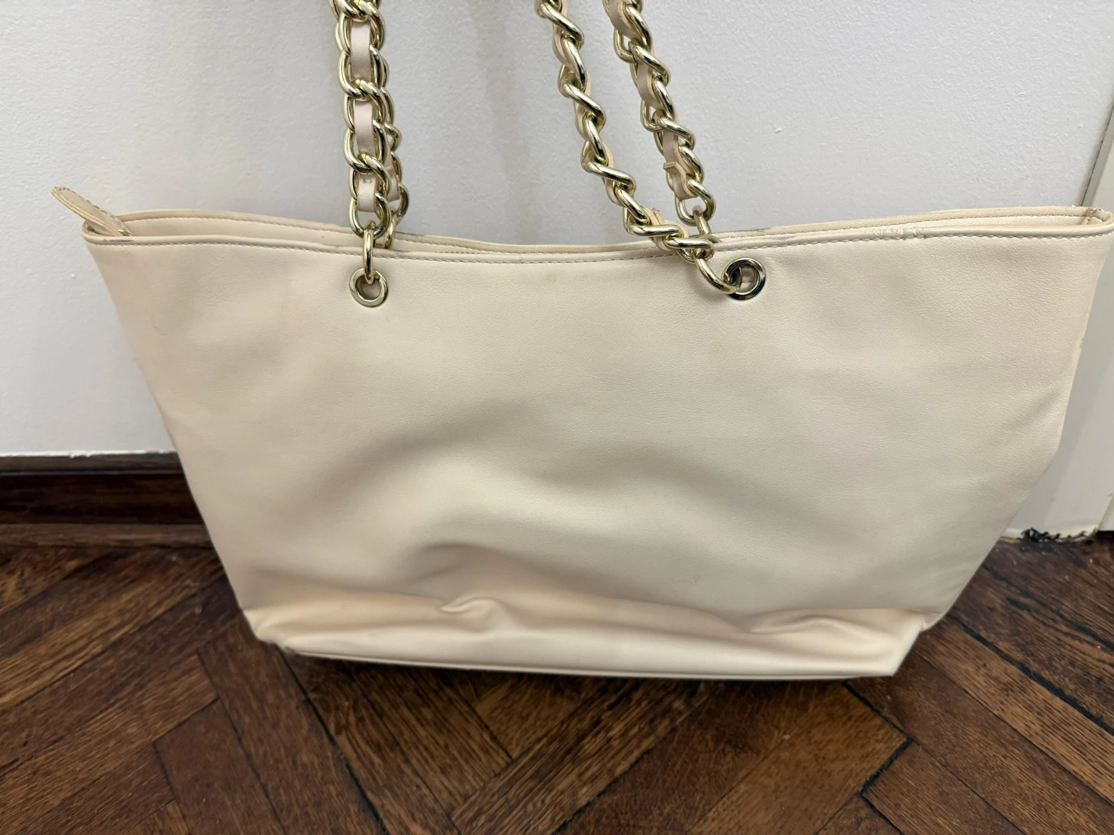 Guess bela torba