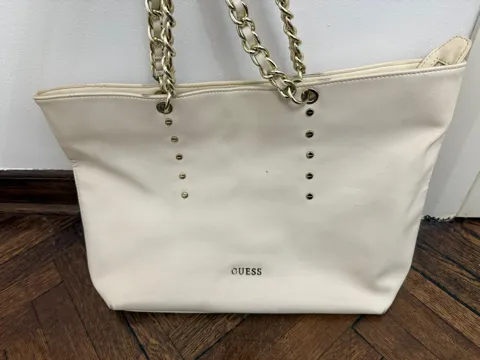 Guess bela torba