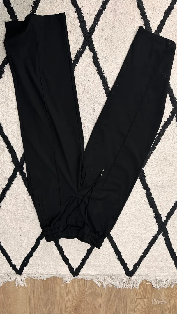 Zara pantalone