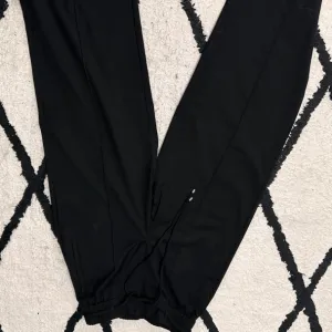 Zara pantalone