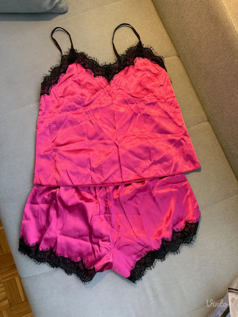Shein set za spavanje S, nov