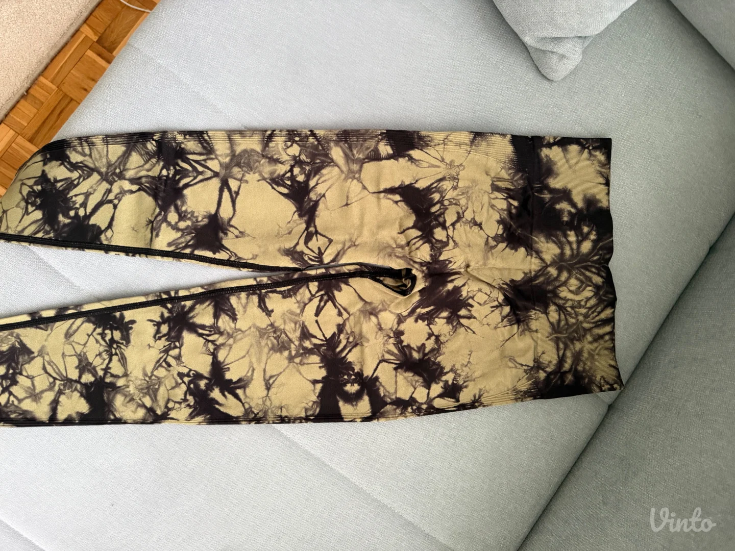 Shein nove viralne helanke M