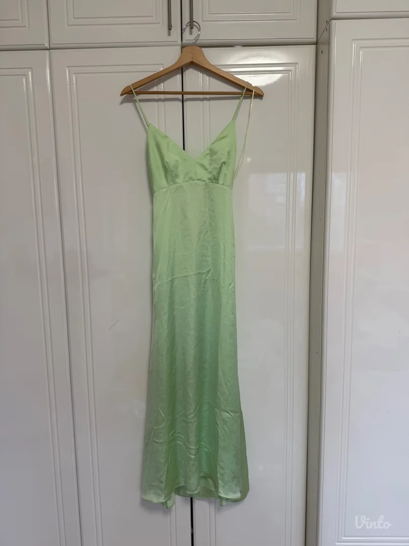 Zara haljina XS nenosena