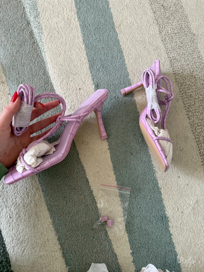 Public desire cipele nenosene nove 38