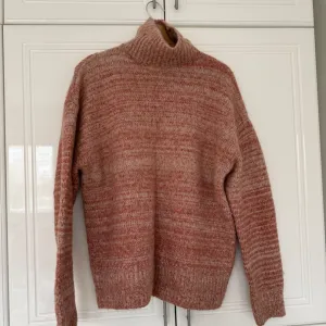 Zara dzemper merino vuna XS (odgovara S, veliki je kalup)