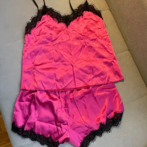 Shein set za spavanje S, nov