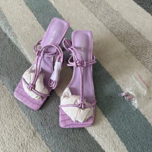 Public desire cipele nenosene nove 38