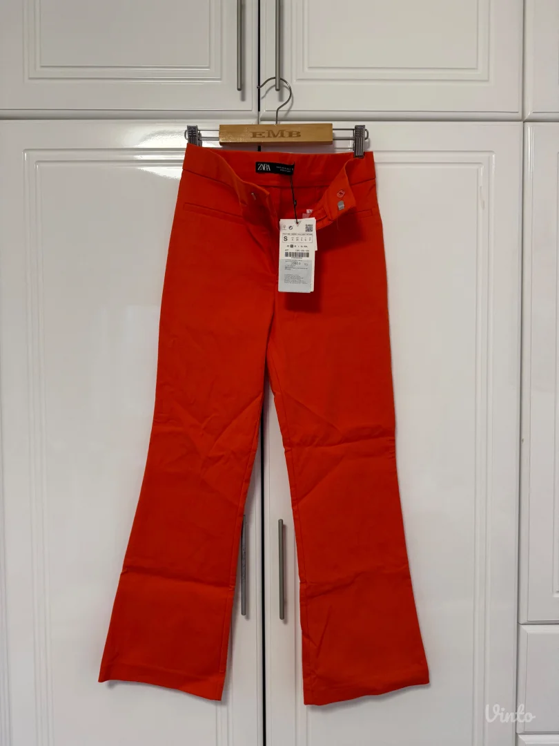 Zara pantalone S nove