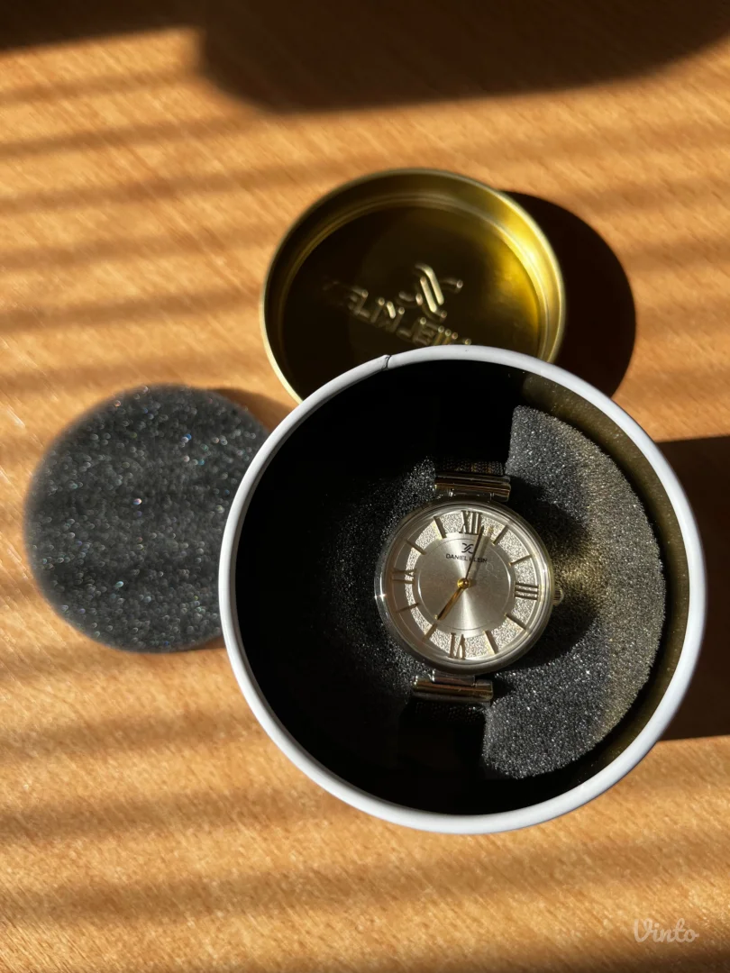 *NOVO* DANIEL KLEIN zlatno/srebrni sat