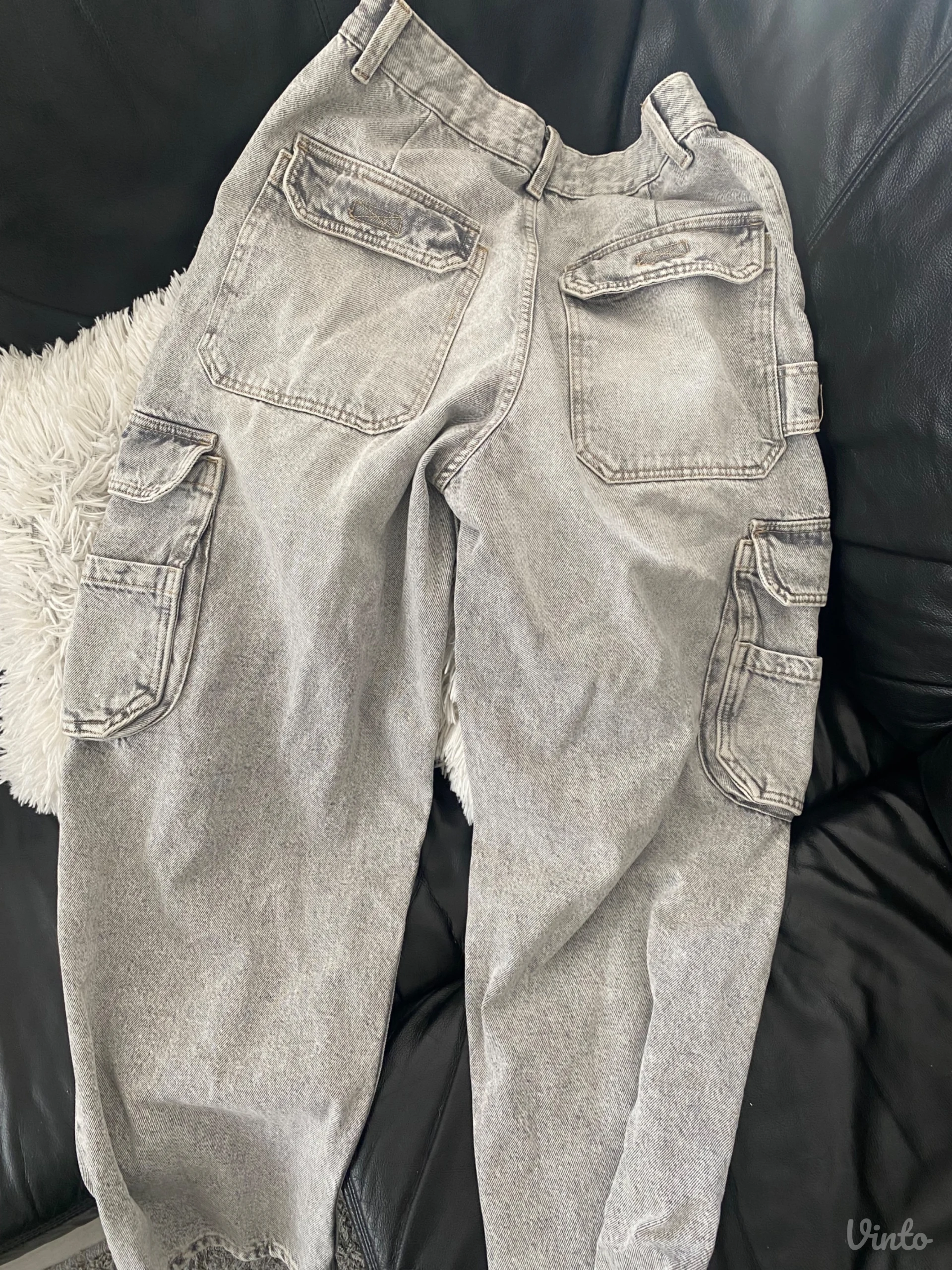 Bershka cargo pantalone