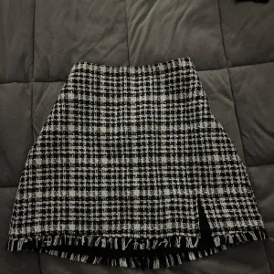 stradivarius suknjica