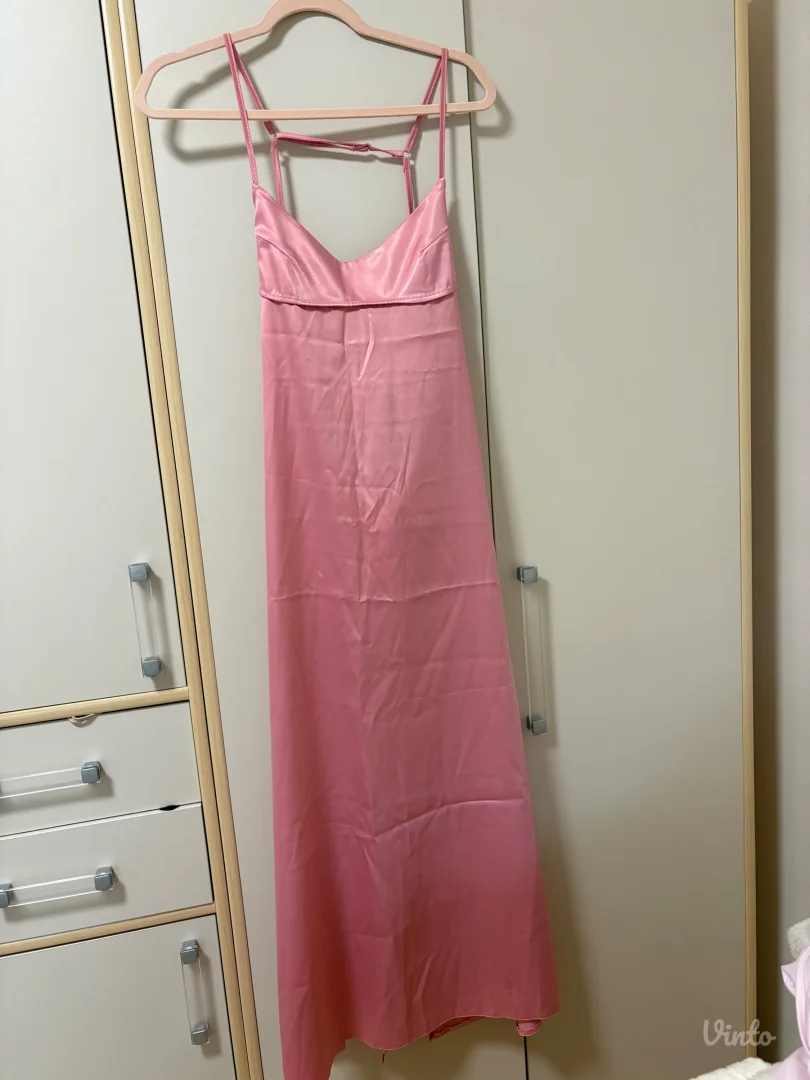 Roze haljina na bratele