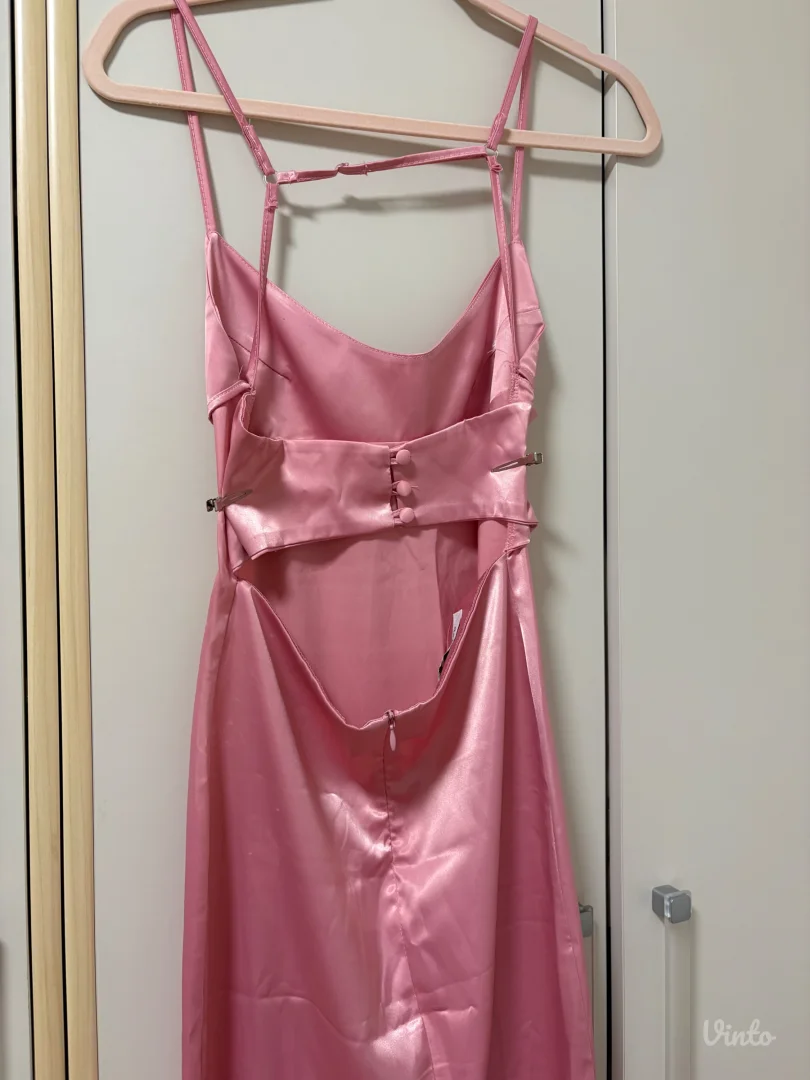 Roze haljina na bratele